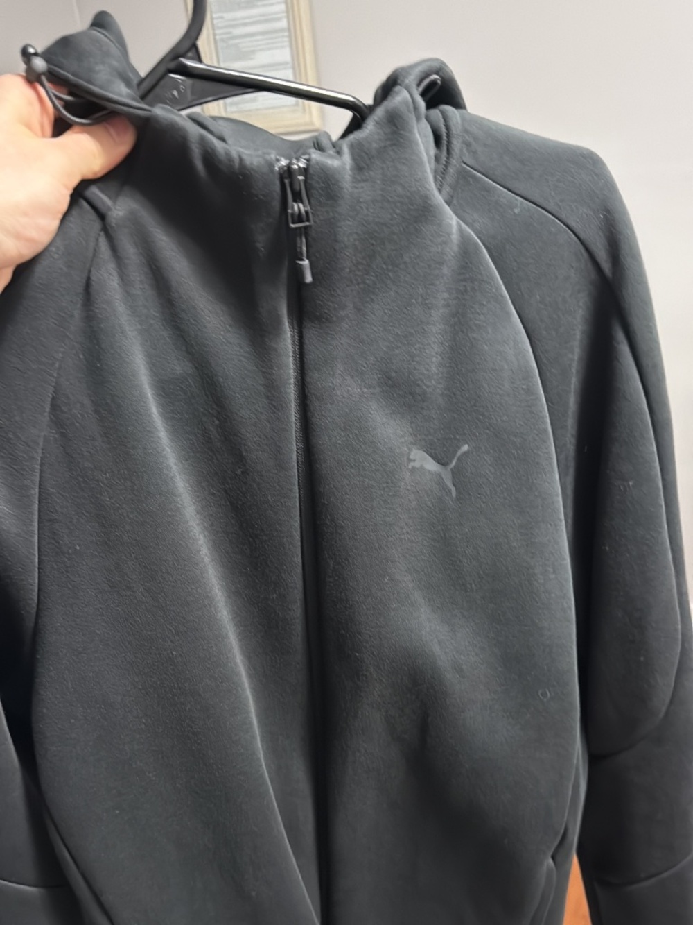 full-Zip hoodie